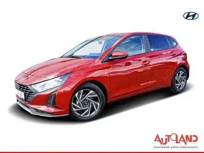 Neu Hyundai i20 79 PS (58 kW) 2025 Rot Kleinwagen