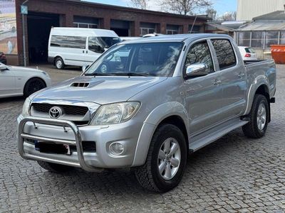 Gebraucht Toyota HiLux Executive 171 PS (125 kW) 2009 Silber Pickup