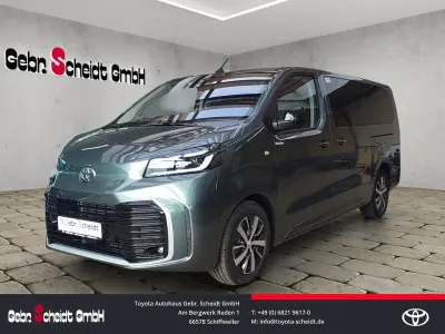 Neu Toyota Proace Verso 179 PS (131 kW) 2026 All terrain green Kombi