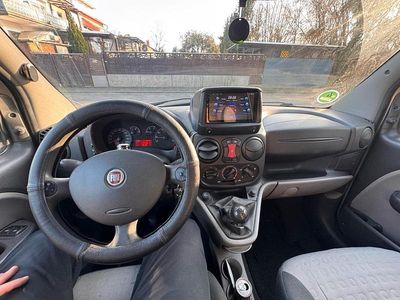 Gebraucht Fiat Doblò 85 PS (62 kW) 2008 Andere farben Van / Kleinbus