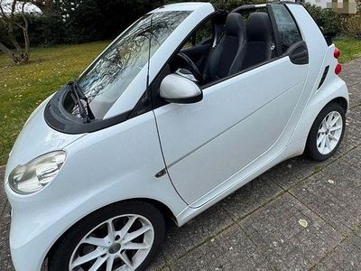 Gebraucht Smart ForTwo Cabrio Passion 71 PS (52 kW) 2010 Weiß Cabrio