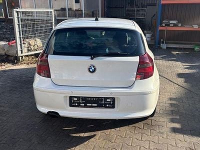 Gebraucht BMW 116 122 PS (89 kW) 2008 Weiß Kleinwagen