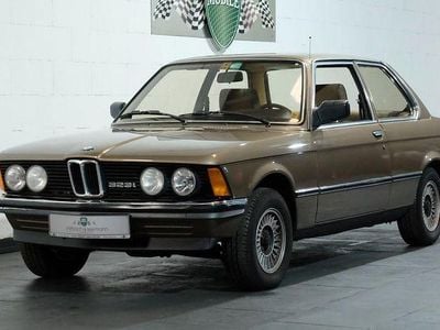 Gebraucht BMW 323 143 PS (105 kW) 1983 Beige Coupé
