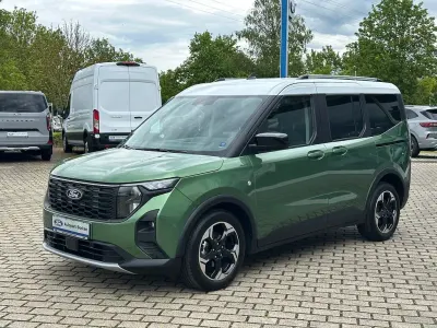 Gebraucht Ford Tourneo Courier Active 125 PS (91 kW) 2025 Grün Van / Kleinbus