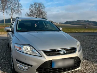 Gebraucht Ford Mondeo 140 PS (102 kW) 2013 Silber Kombi