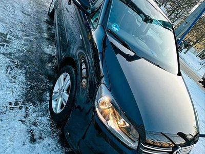 Schwarz Gebraucht 2012 VW Touran Van / Kleinbus | 5.350 € (Fairer Preis)