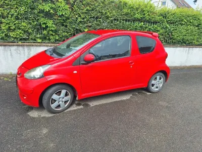 Gebraucht Toyota Aygo Cool 68 PS (50 kW) 2007 Grau Kleinwagen