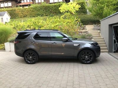 Grau Gebraucht 2018 Land Rover Discovery 5 HSE SUV | 31.900 € (Fairer Preis)