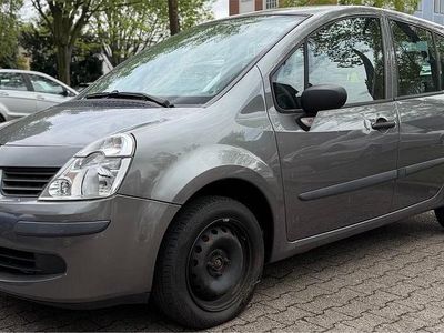 Usado Renault Modus 75 HP (55 kW) 2007 Cinzento Monovolume