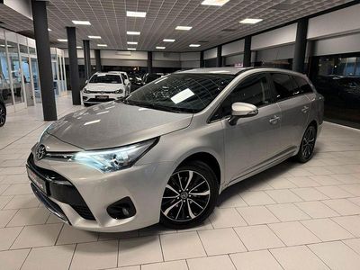 Gebraucht Toyota Avensis Team 147 PS (108 kW) 2018 Silber Kombi