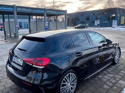 Schwarz Gebraucht 2021 Mercedes A200 AMG line Limousine | 28.500 € (Etwas zu teuer)