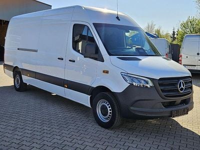 Second-hand Mercedes Sprinter 170 CP (125 kW) 2025 Alb Van