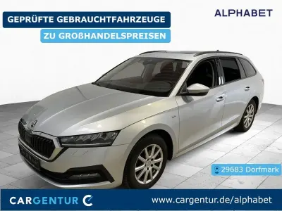 Gebraucht Skoda Octavia Clever 150 PS (110 kW) 2022 Silber Kombi