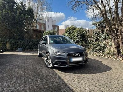 Gebraucht Audi A1 S-Line 122 PS (89 kW) 2014 Grau Kleinwagen