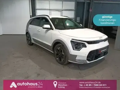 Gebraucht Kia e-Niro Inspiration 150 kW (204 PS) 2023 Weiß SUV