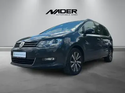 Gebraucht VW Sharan Comfortline 177 PS (130 kW) 2019 Grau Van / Kleinbus