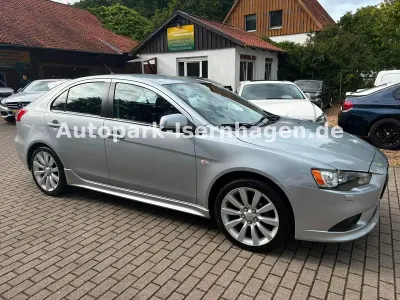 Gebraucht Mitsubishi Lancer Instyle 143 PS (105 kW) 2009 Silber Limousine