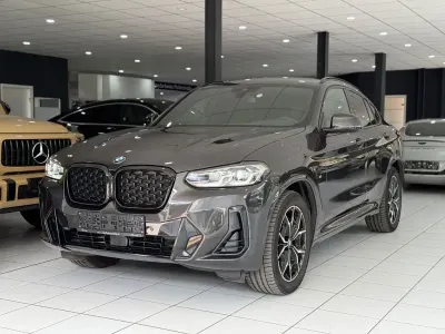 Gebraucht BMW X4 M Sport 190 PS (139 kW) 2023 Grau SUV