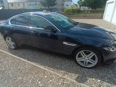 Gebraucht Jaguar XE Prestige 179 PS (131 kW) 2016 Limousine