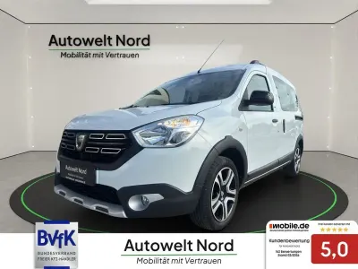 Gebraucht Dacia Dokker Celebration 116 PS (85 kW) 2018 Weiß Van / Kleinbus