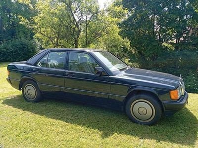 Brugt Mercedes 190 118 HK (86 kW) 1990 Blå Sedan