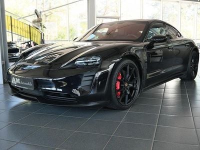 Second-hand Porsche Taycan GTS 439 kW (598 CP) 2022 Negru Berlinǎ