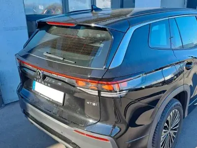 Gebraucht VW Tayron Life 150 PS (110 kW) 2025 Schwarz SUV