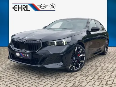 Neu BMW 540 M Sport 303 PS (222 kW) 2026 Schwarz Limousine