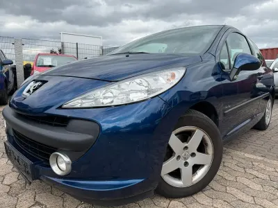 Gebraucht Peugeot 207 90 PS (66 kW) 2009 Blau Limousine