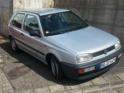 Usata VW Golf III 60 CV (44 kW) 1992 Argento Utilitaria