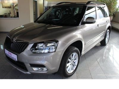 Gebraucht Skoda Yeti Ambition 110 PS (80 kW) 2015 Beige metallic SUV