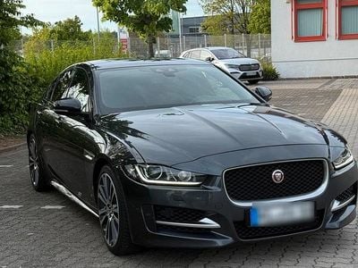 Usata Jaguar XE 163 CV (119 kW) 2019 Grigio Berlina