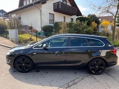 Occasion Opel Astra Exklusiv 170 PK (125 kW) 2014 Zwart Stationwagen