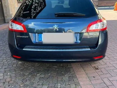 Gebraucht Peugeot 508 SW Allure 165 PS (121 kW) 2017 Blau Kombi