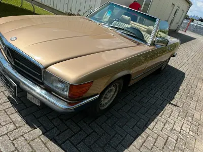Gebraucht Mercedes SL380 155 PS (114 kW) 1984 Gold Cabrio