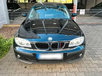 Gebraucht BMW 116 115 PS (84 kW) 2024 Schwarz Kleinwagen