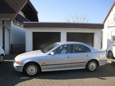 Second-hand BMW 520 Sport Line 150 CP (110 kW) 1999 Argintiu Berlinǎ