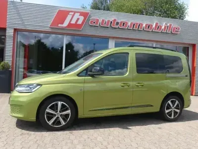 Gebraucht VW Caddy Move 102 PS (75 kW) 2021 Grün Van / Kleinbus