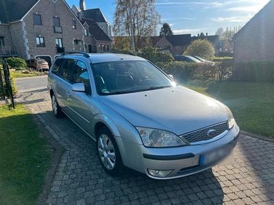Gebraucht Ford Mondeo Ghia 170 PS (125 kW) 2003 Silber Kombi