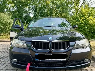 Gebraucht BMW 320 177 PS (130 kW) 2008 Schwarz Limousine