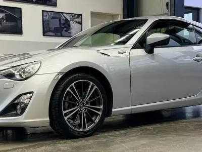 Gebraucht Toyota GT86 GT 200 PS (147 kW) 2013 Silber Coupé