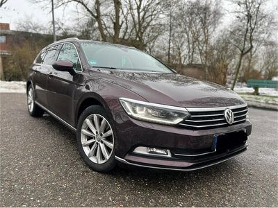 Gebraucht VW Passat 190 PS (139 kW) 2015 Rot Kombi