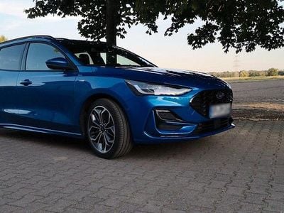 Second-hand Ford Focus ST-Line 155 CP (114 kW) 2022 Albastru Break