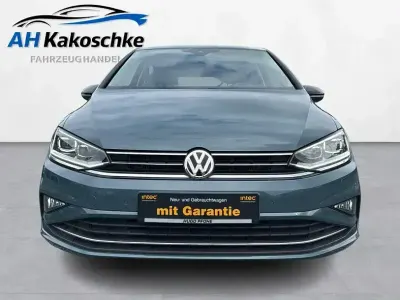 Gebraucht VW Golf Sportsvan IQ Drive 116 PS (85 kW) 2019 Blau Van / Kleinbus