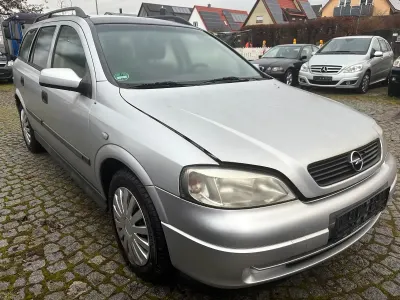Gebraucht Opel Astra 105 PS (77 kW) 2002 Silber Kombi