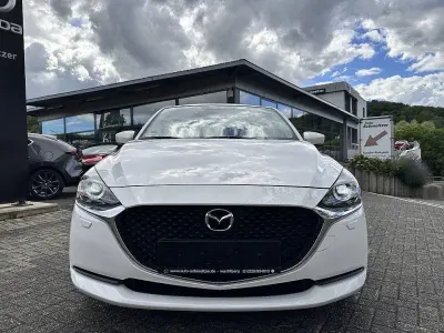 Gebraucht Mazda 2 75 PS (55 kW) 2023 Weiß Kleinwagen
