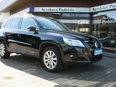 Second-hand VW Tiguan Team 122 CP (89 kW) 2011 Negru SUV