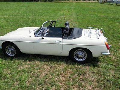 Gebraucht MG B 95 PS (69 kW) 1967 Beige Cabrio