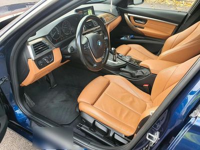 Usata BMW 320 Luxury Line 2018 Blu Station wagon
