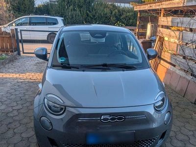 Usata Fiat 500e Icon 86 kW (118 CV) 2022 Grigio Utilitaria